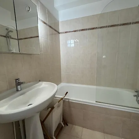 Le Doris , Climatisé Proche Bord De Appartamento Vallauris